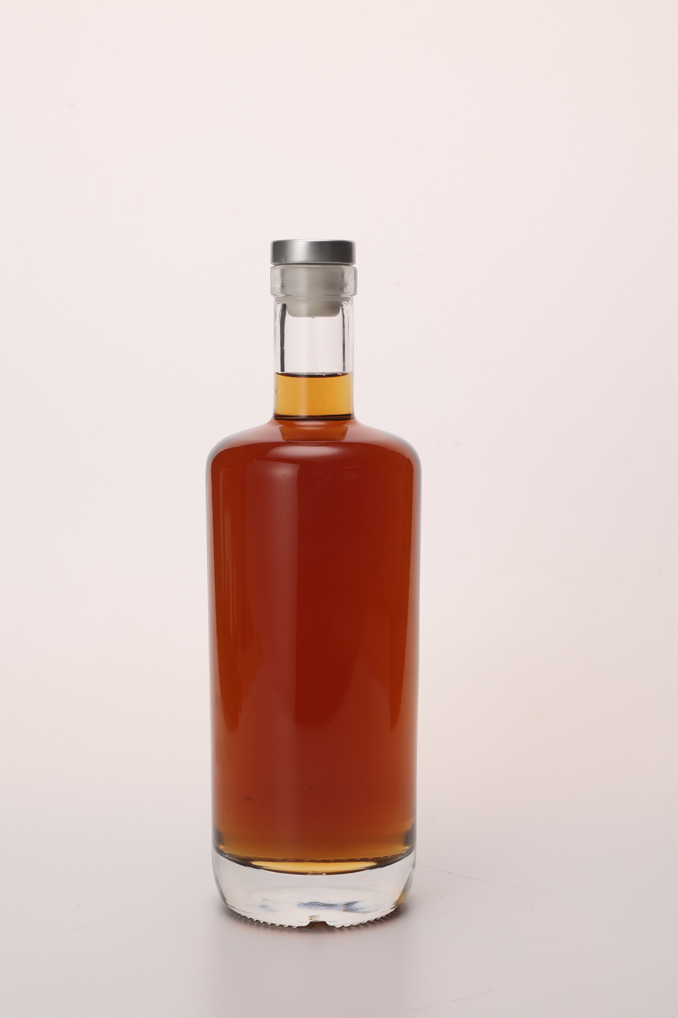 Custom Shape Mountain Bottom Empty Spirit 100ml 200ml 375ml 500ml 750ml Vodka Gin Glass Bottle for Liquor